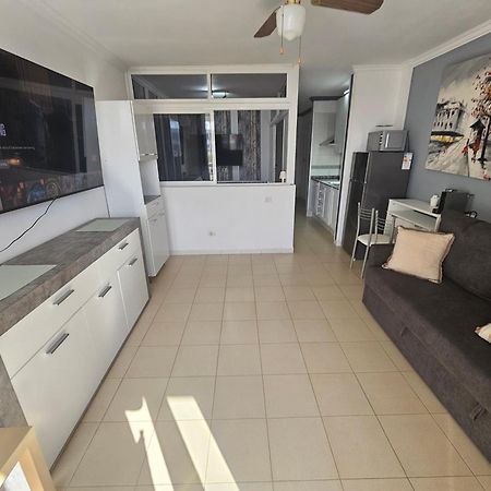 Cozy Studio, Aircon And 3 Pools 圣米格尔德阿沃纳 外观 照片