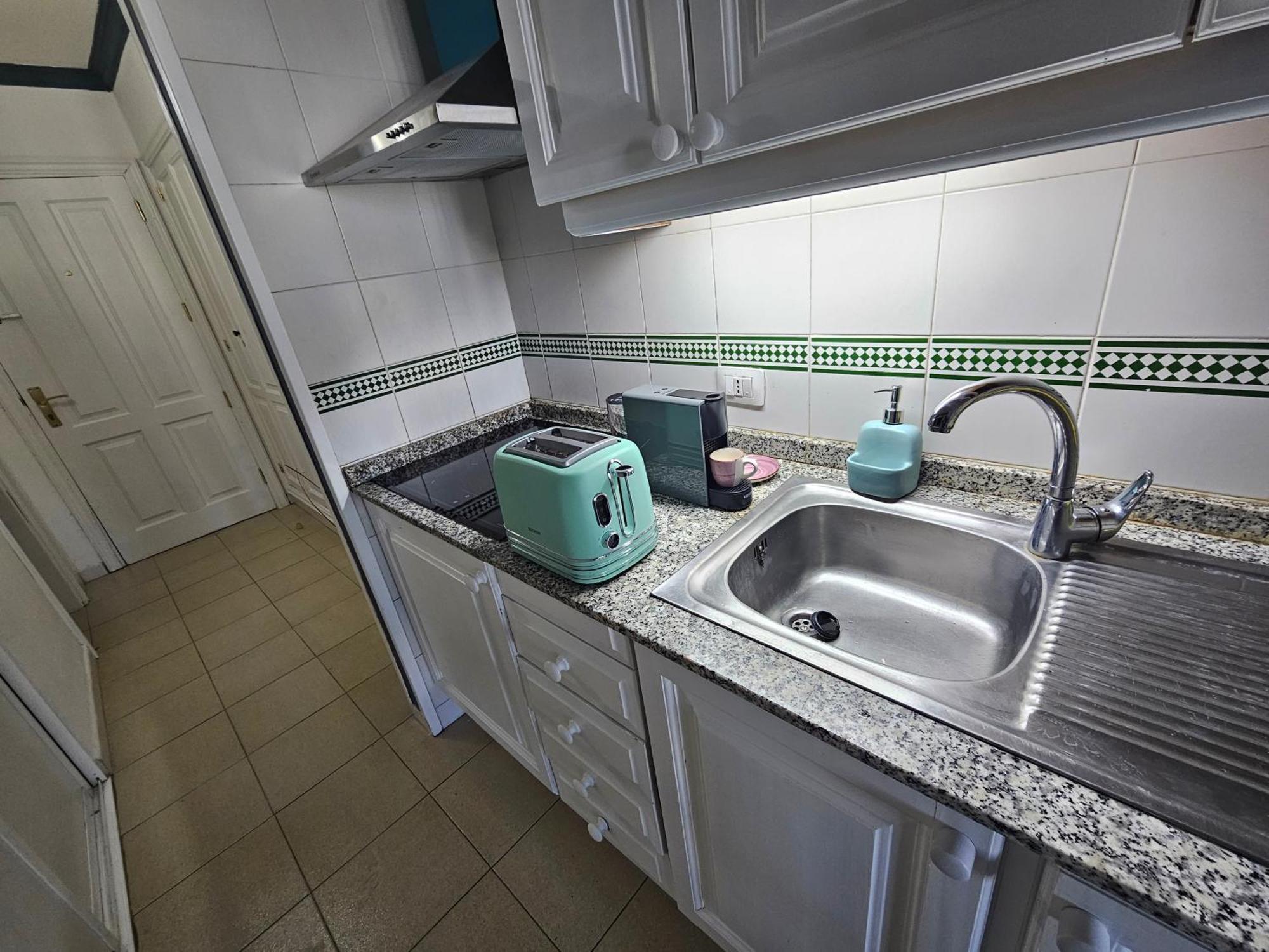 Cozy Studio, Aircon And 3 Pools 圣米格尔德阿沃纳 外观 照片