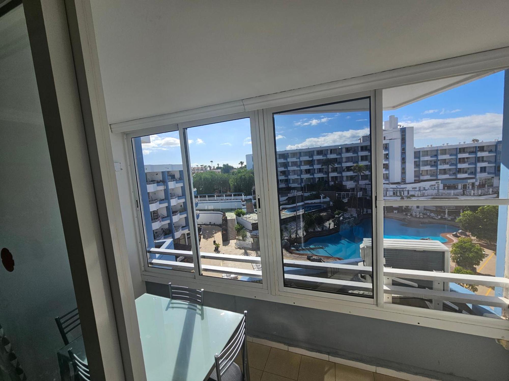 Cozy Studio, Aircon And 3 Pools 圣米格尔德阿沃纳 外观 照片